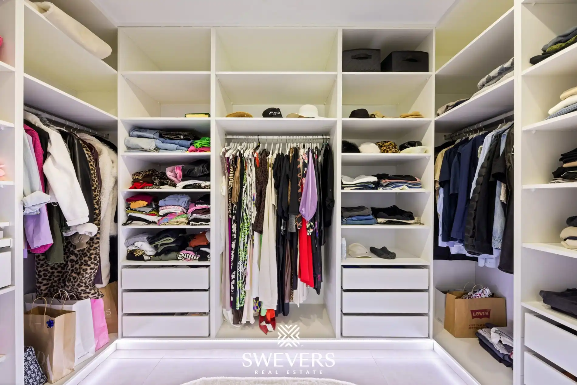 Exclusieve luxe villa (2023) met 6 slaapkamers op riant perceel in Zonhoven foto 21