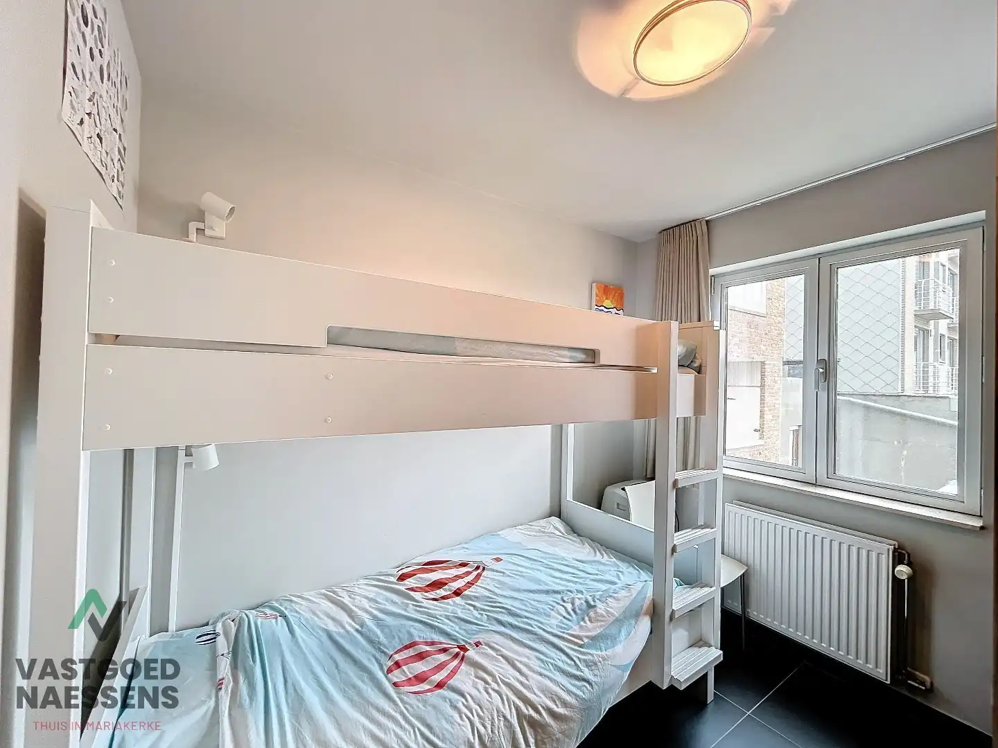 INSTAPKLAAR 2 SLPK APP - ZIJDELINGS ZICHT OP ZEE foto 11