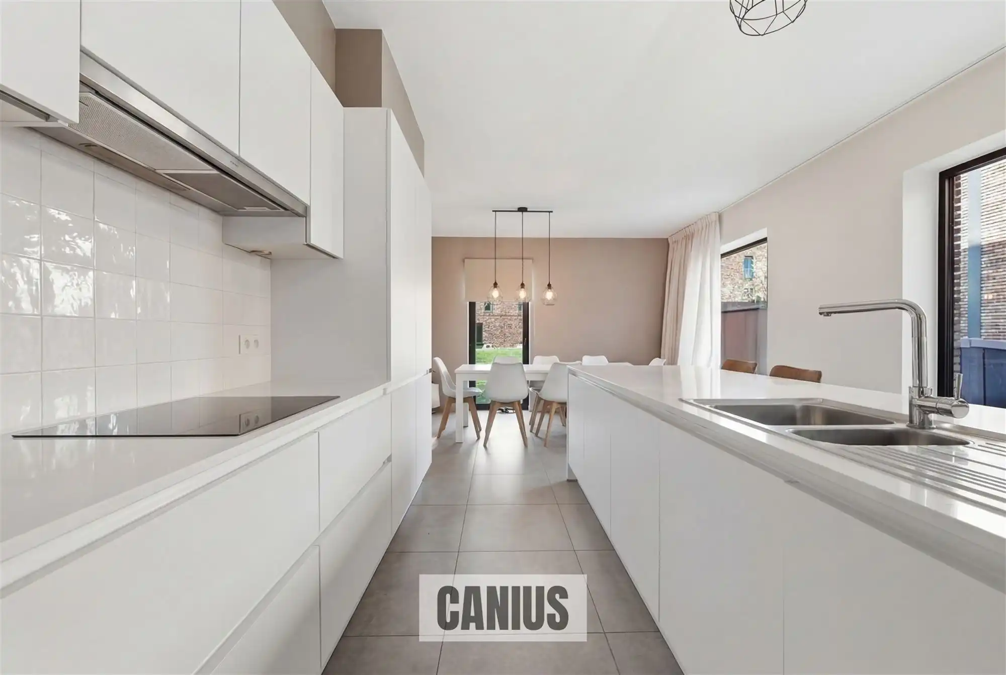 KNAPPE WONING NABIJ HET CENTRUM foto 7