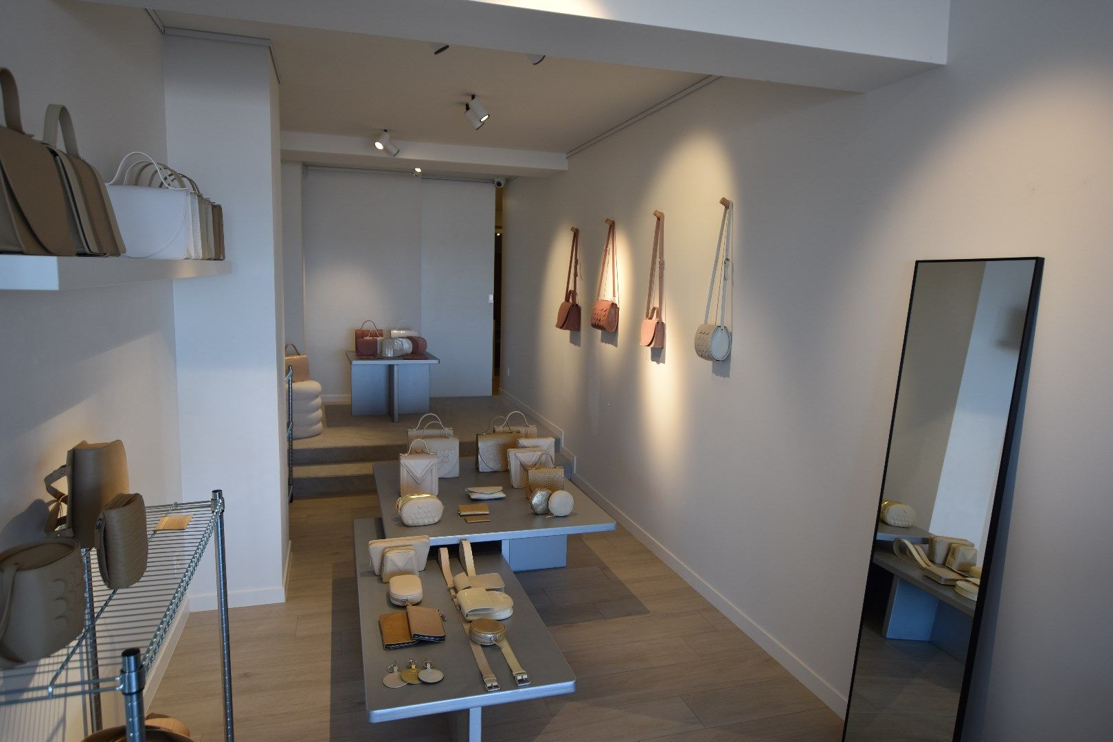Handelspand inclusief met een studio, mooi gelegen aan de Zeedijk nabij het Driehoeksplein  foto 5