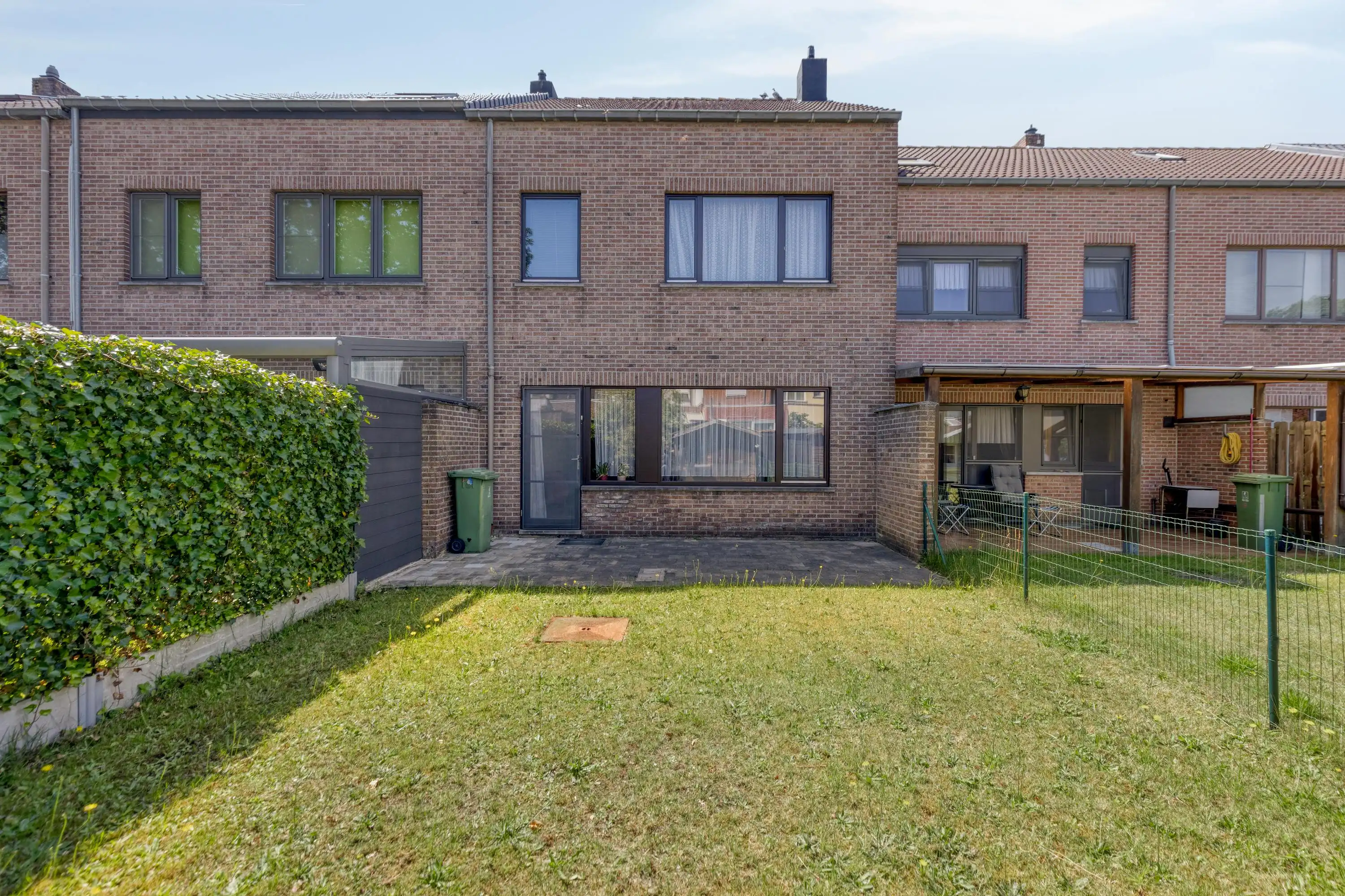 Huis met 3 slaapkamers en garage te koop in Merksem foto 8
