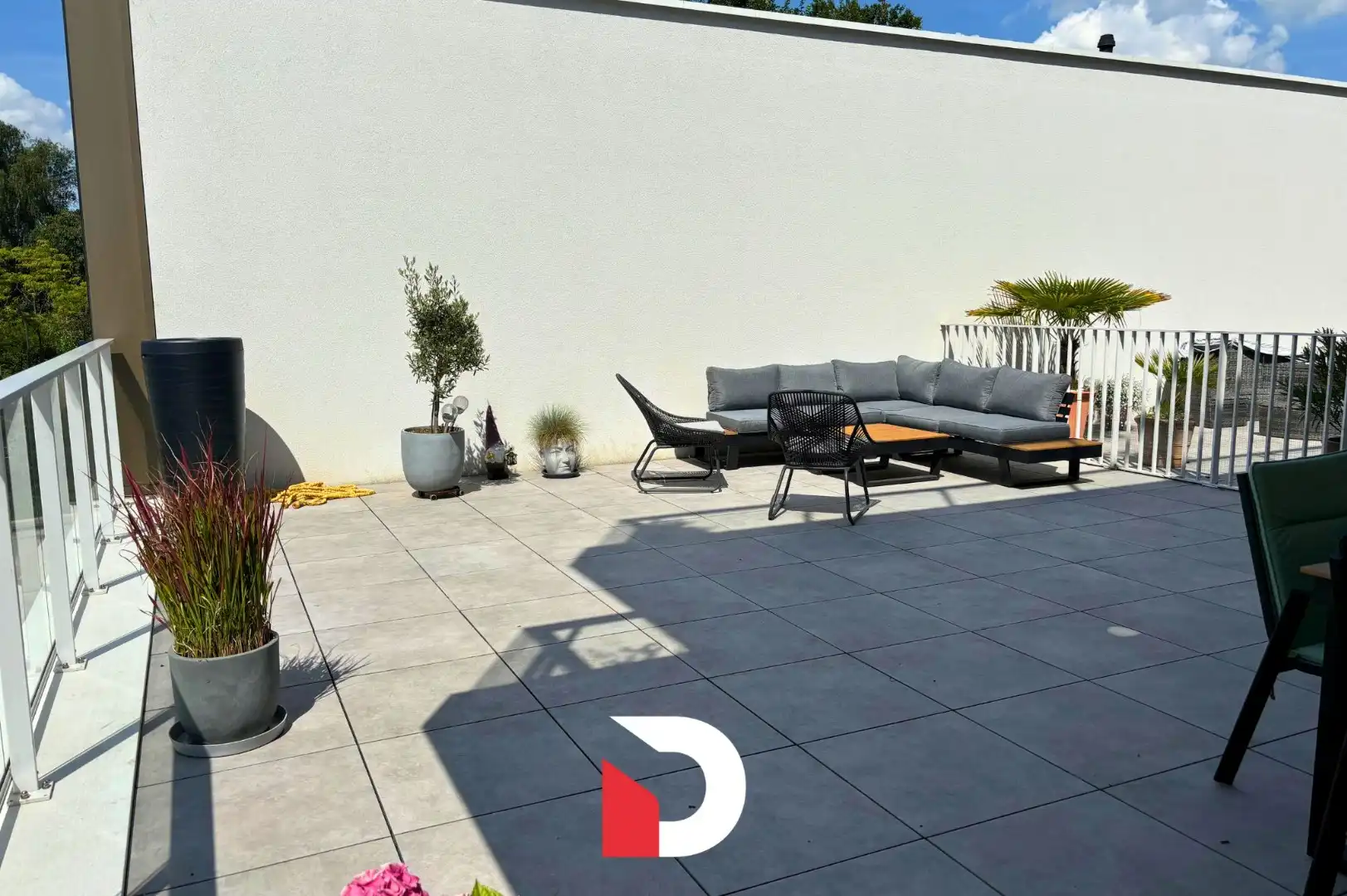 Recent appartement met 2 slaapkamers en autostaanplaats foto 7