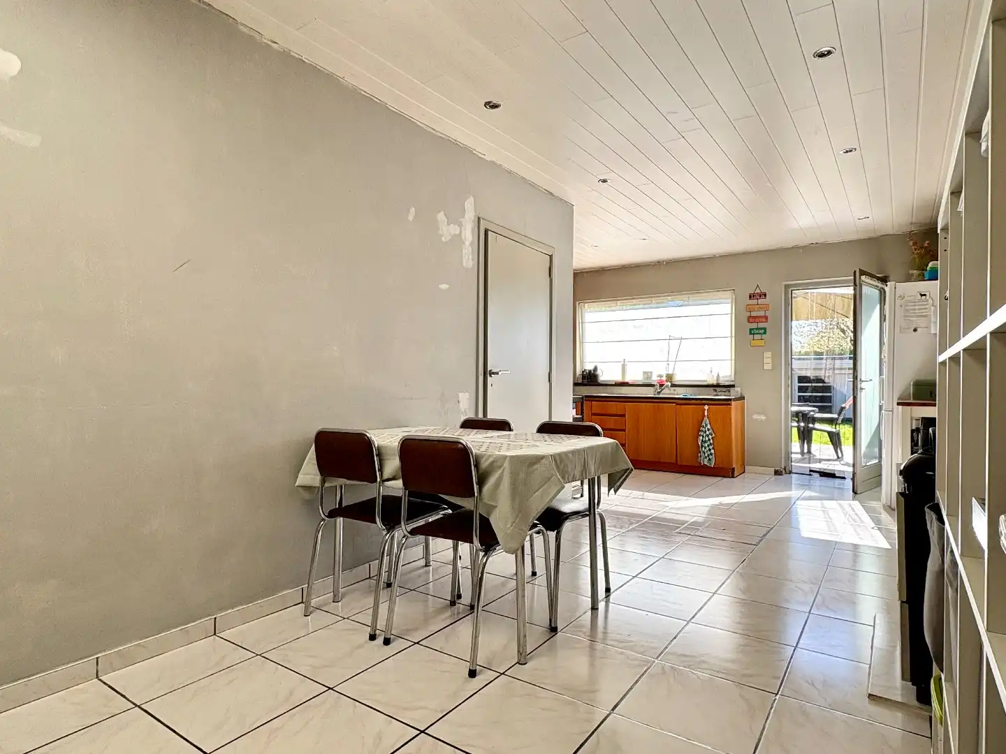 Centraal gelegen woning met 3 slaapkamers en tuin te koop in Kuurne foto 4