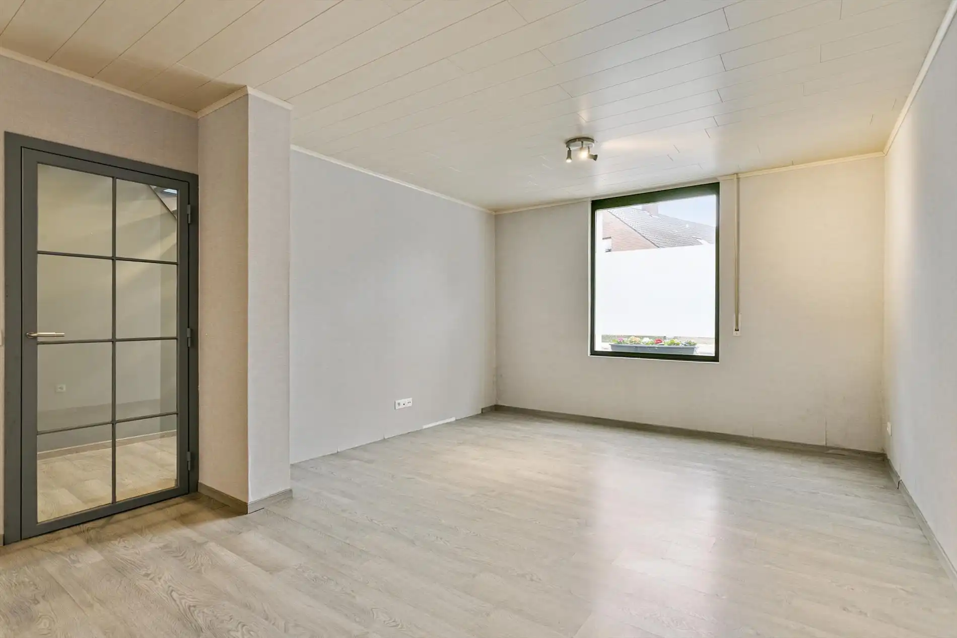 Woning met 2/3 slaapkamers op 595 m², rustig gelegen in Geel-centrum ! foto 7