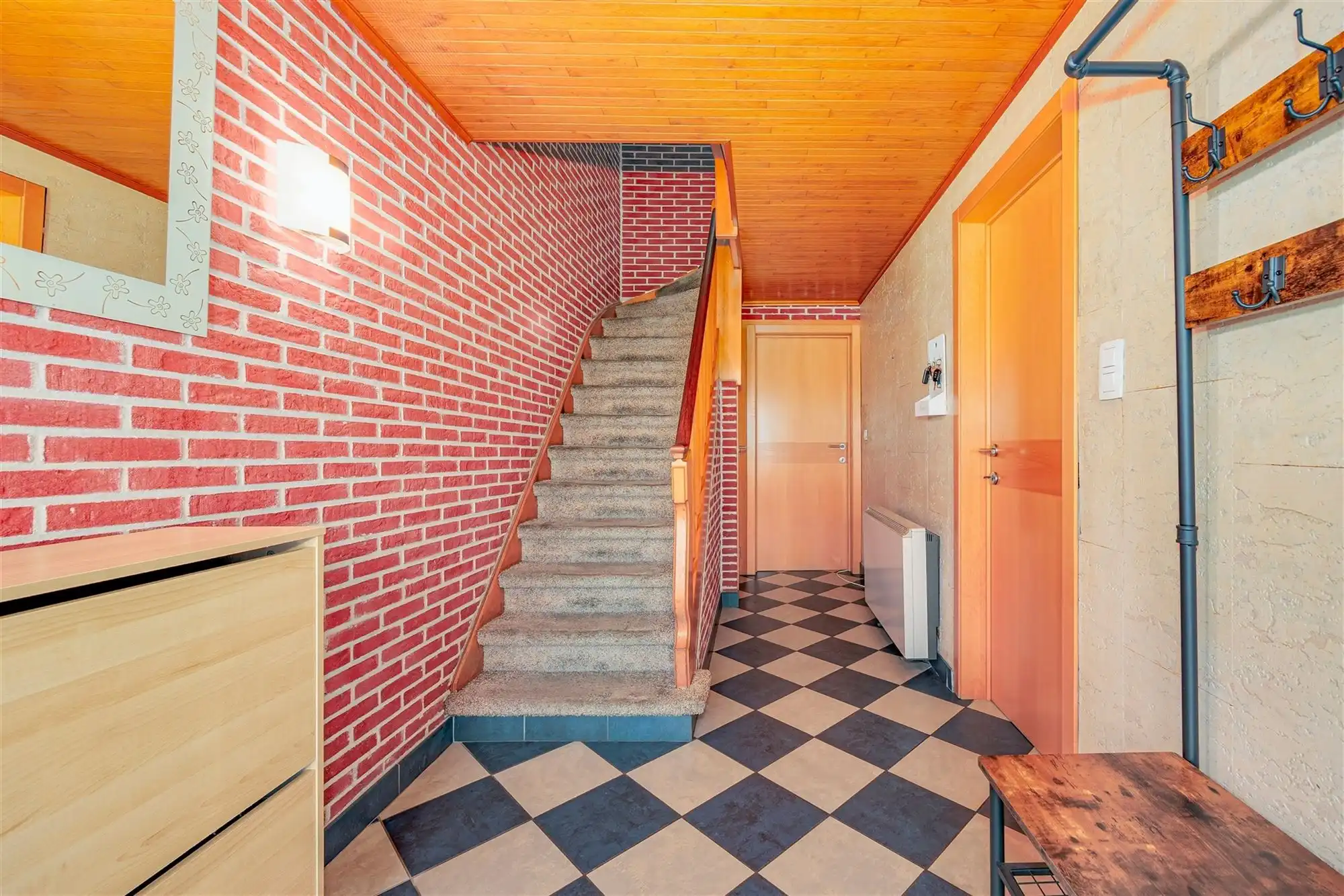 Ruime HOB met 3 slaapkamers, garage en Z-tuin. foto 20