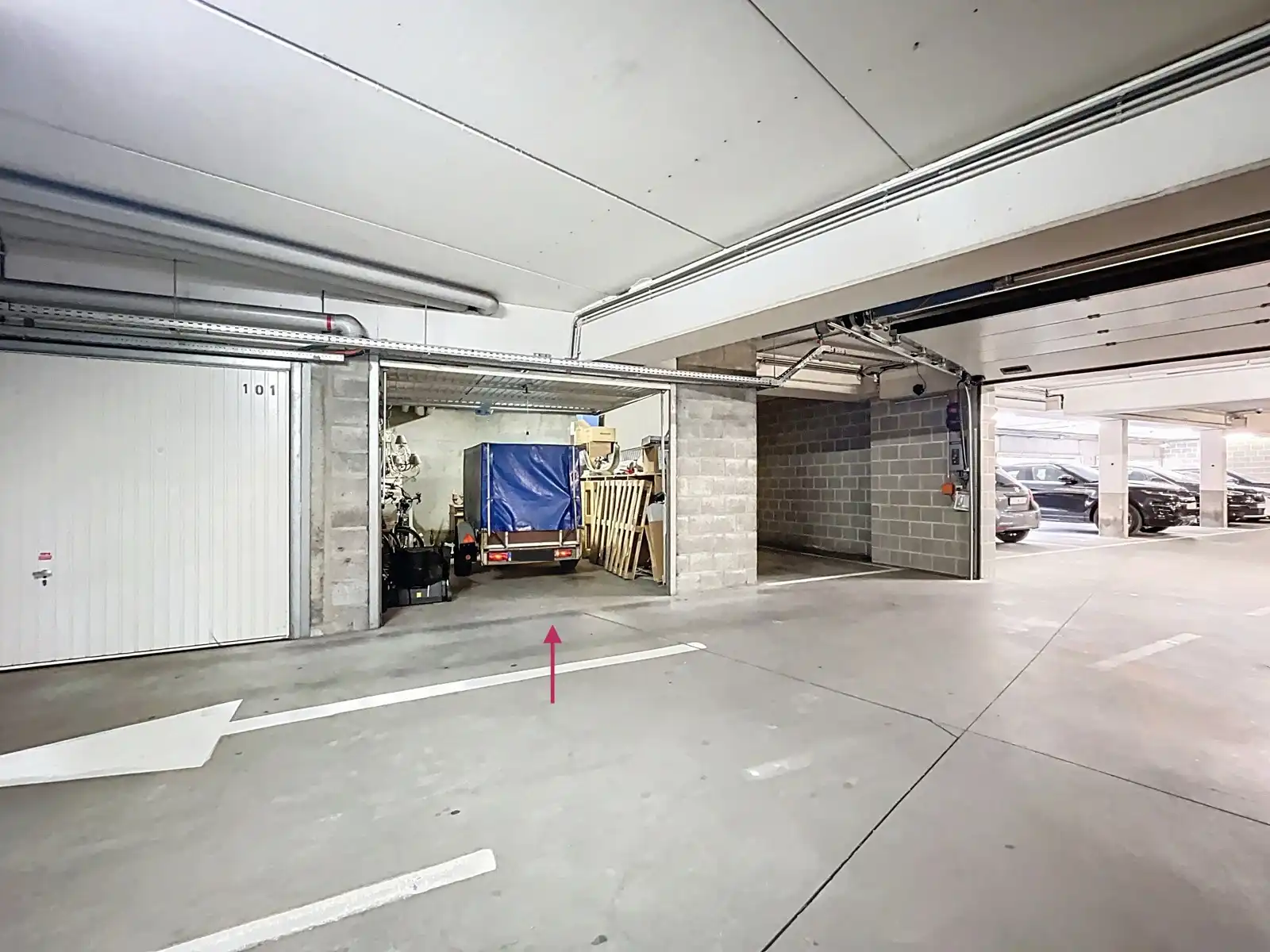 Lichtrijk én Ruim Appartement met 2 SLPK, Centrum Aalst! foto 15