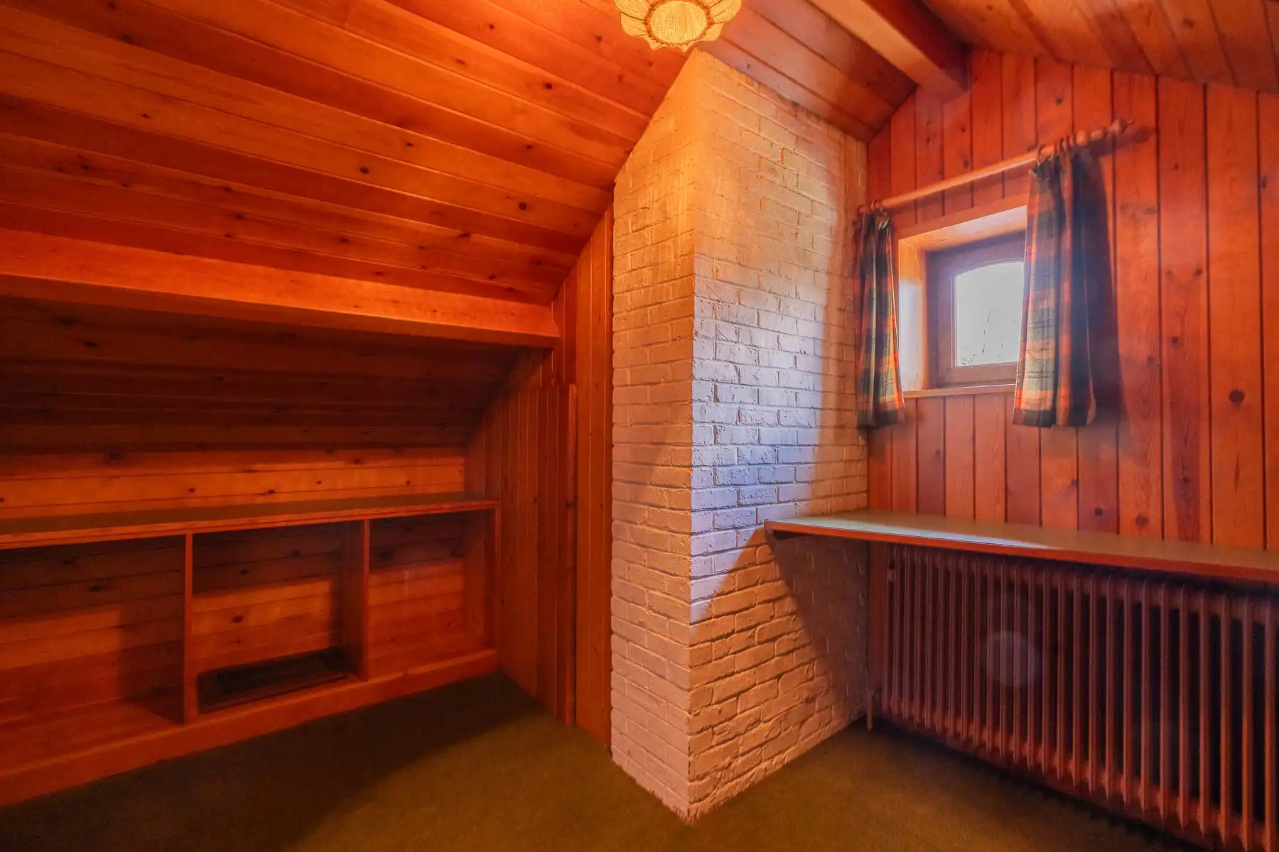 Karaktervolle open bebouwing op een prachtig groen perceel foto 23