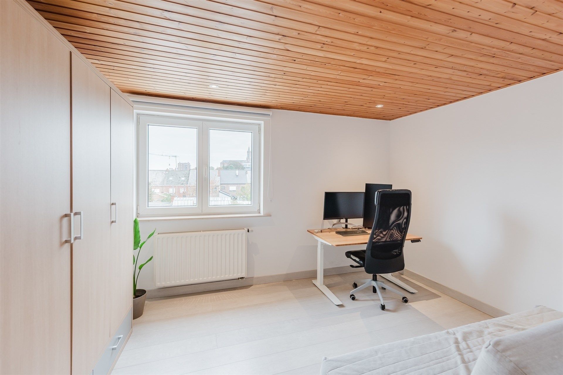 Fijn instap-klaar twee slaapkamer appartement in Wetteren centrum foto 16