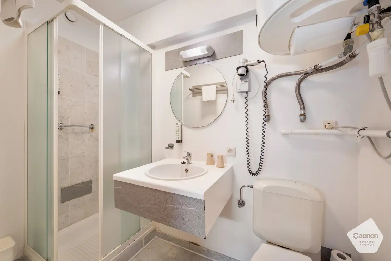 Centraal gelegen één slaapkamer appartement met zicht op zee. foto 14