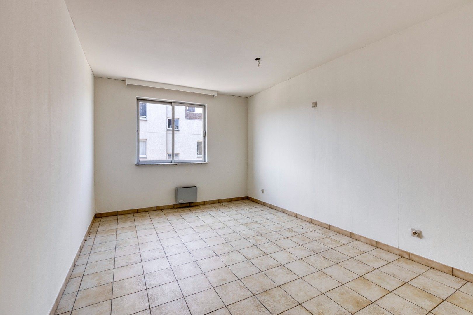 Dieplaan   43  Bus  54   3600  Genk foto 14