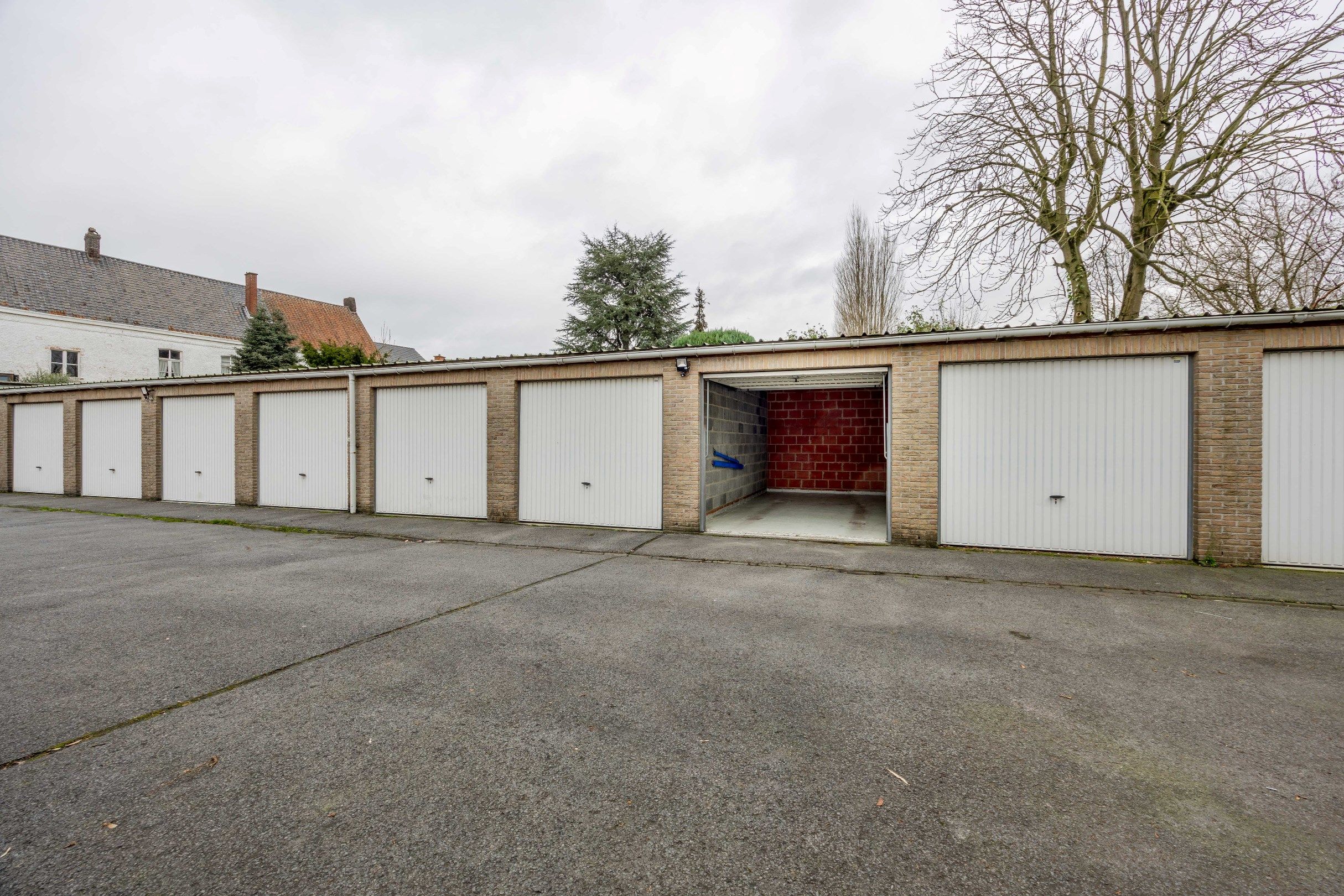 RECENTE GARAGEBOX MET CENTRALE LIGGING  foto 5