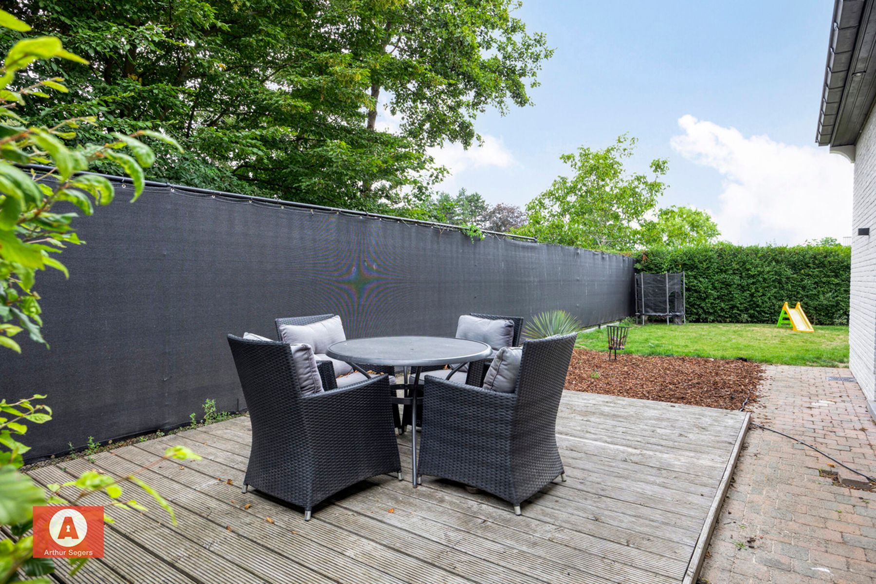 Landelijke open bebouwing in rustige, doodlopende straat foto 29