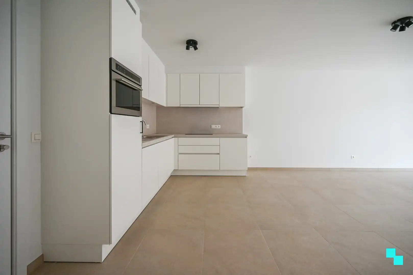 Energiezuinig tweeslaapkamer appartement met tuin te Izegem foto 9