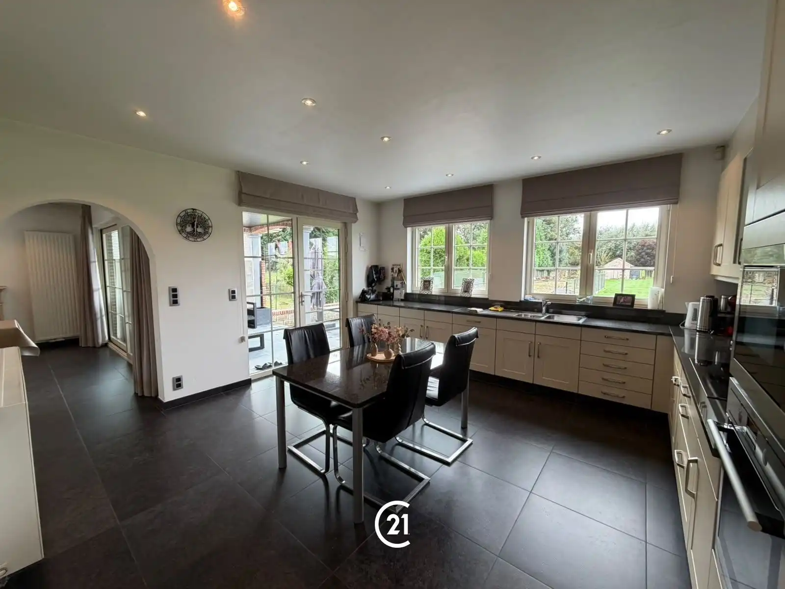 Charmante villa op 15are50 met 3 slpks en ruim bureau, volledig onderkelderd foto 13