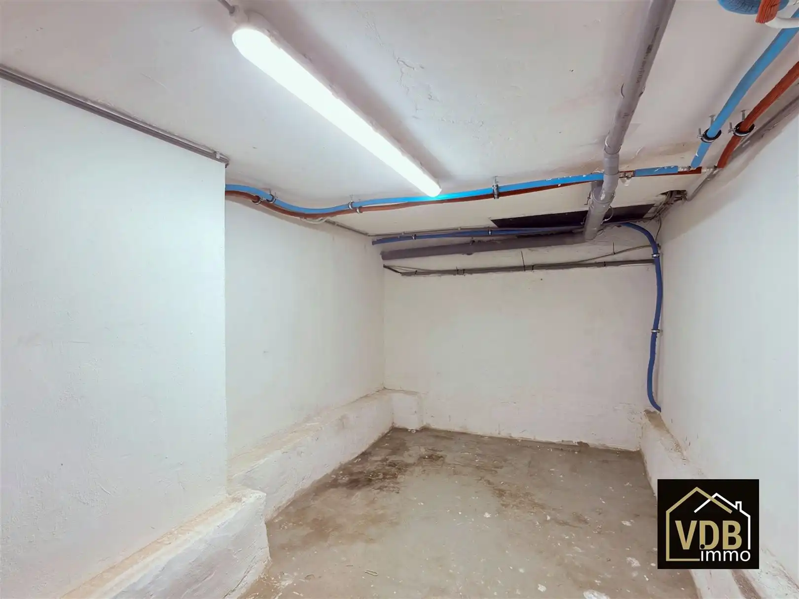 Een knus gerenoveerde woning met 3 slaapkamers en tuin foto 49