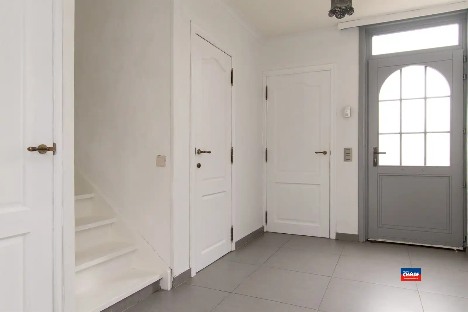 Woning met 4 slpks, garage en tuin foto 8