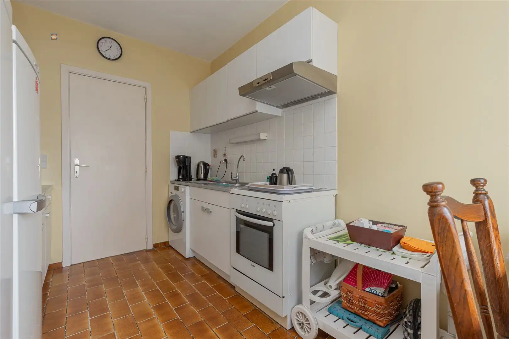 Gelijkvloers 2-slaapkamerappartement met tuin en garage foto 6