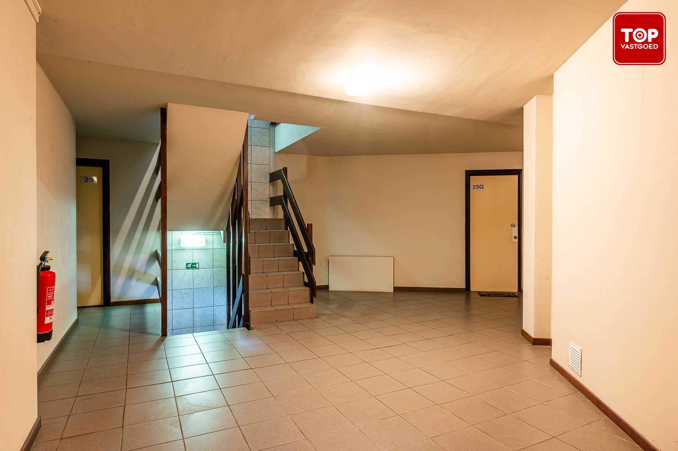 OPBRENGSTEIGENDOM: 11 studio's op TOP ligging. foto 13