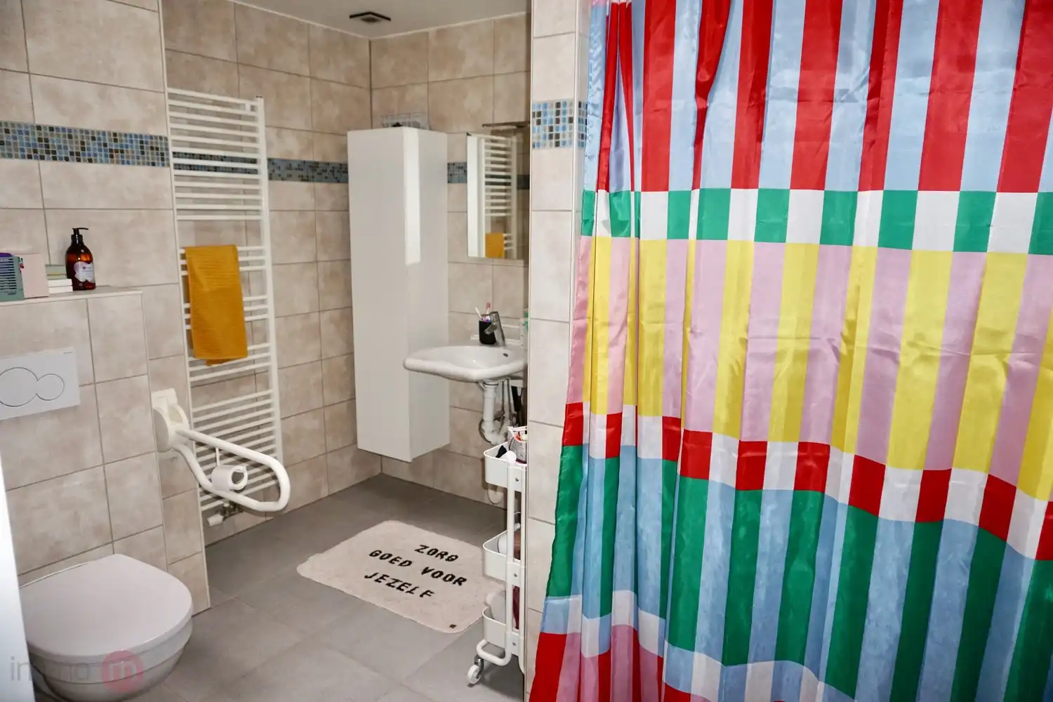 Recent appartement met 2 slaapk, terras en autostaanplaats. foto 19