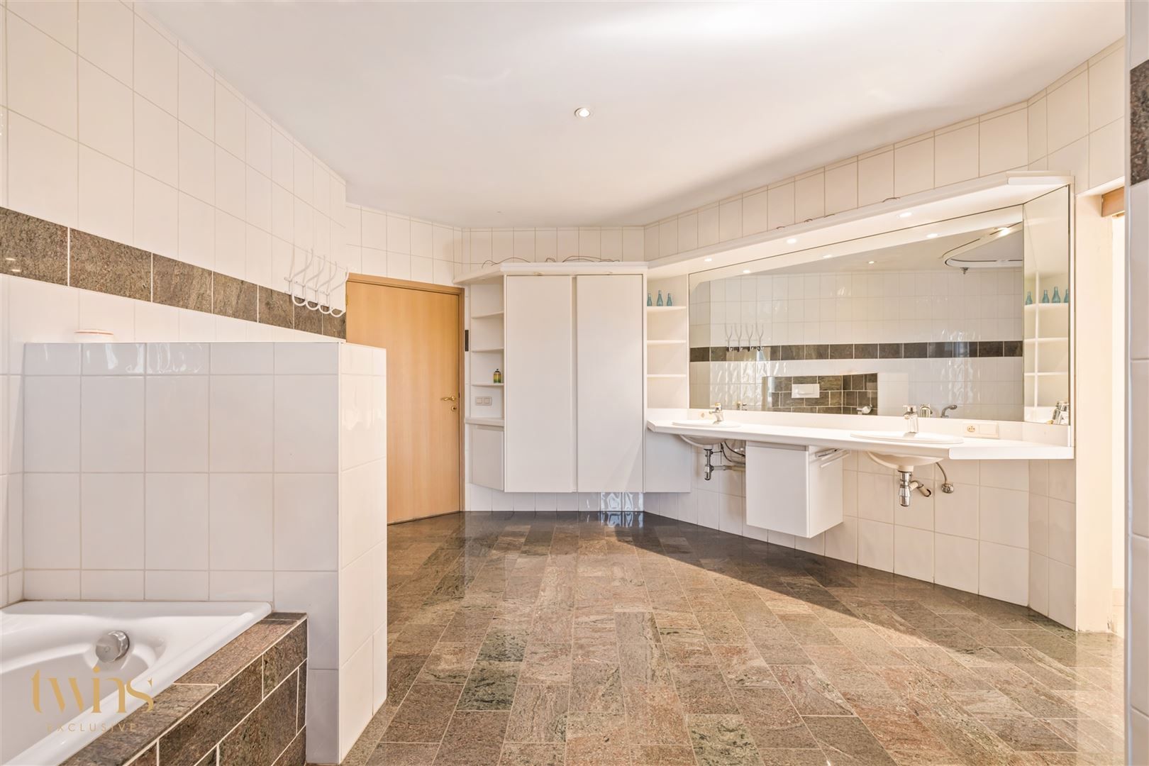 Luxueuze villa met garage, tuin en oprit te Appels bij Dendermonde | BEZOEK op afspraak foto 33