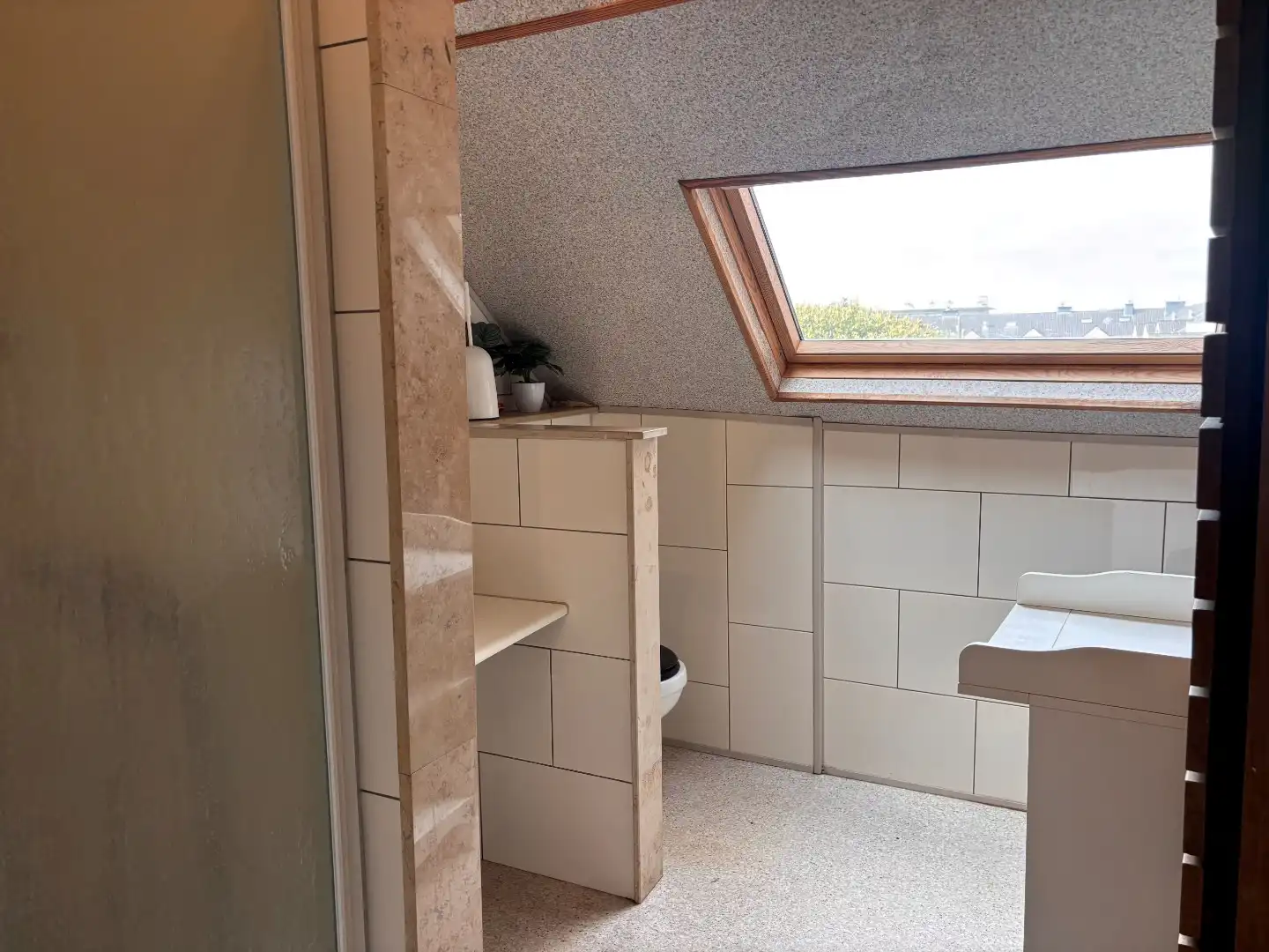 VERKOOP VAN VENNOOTSCHAP (gebouw + handelsfonds)!!! foto 4