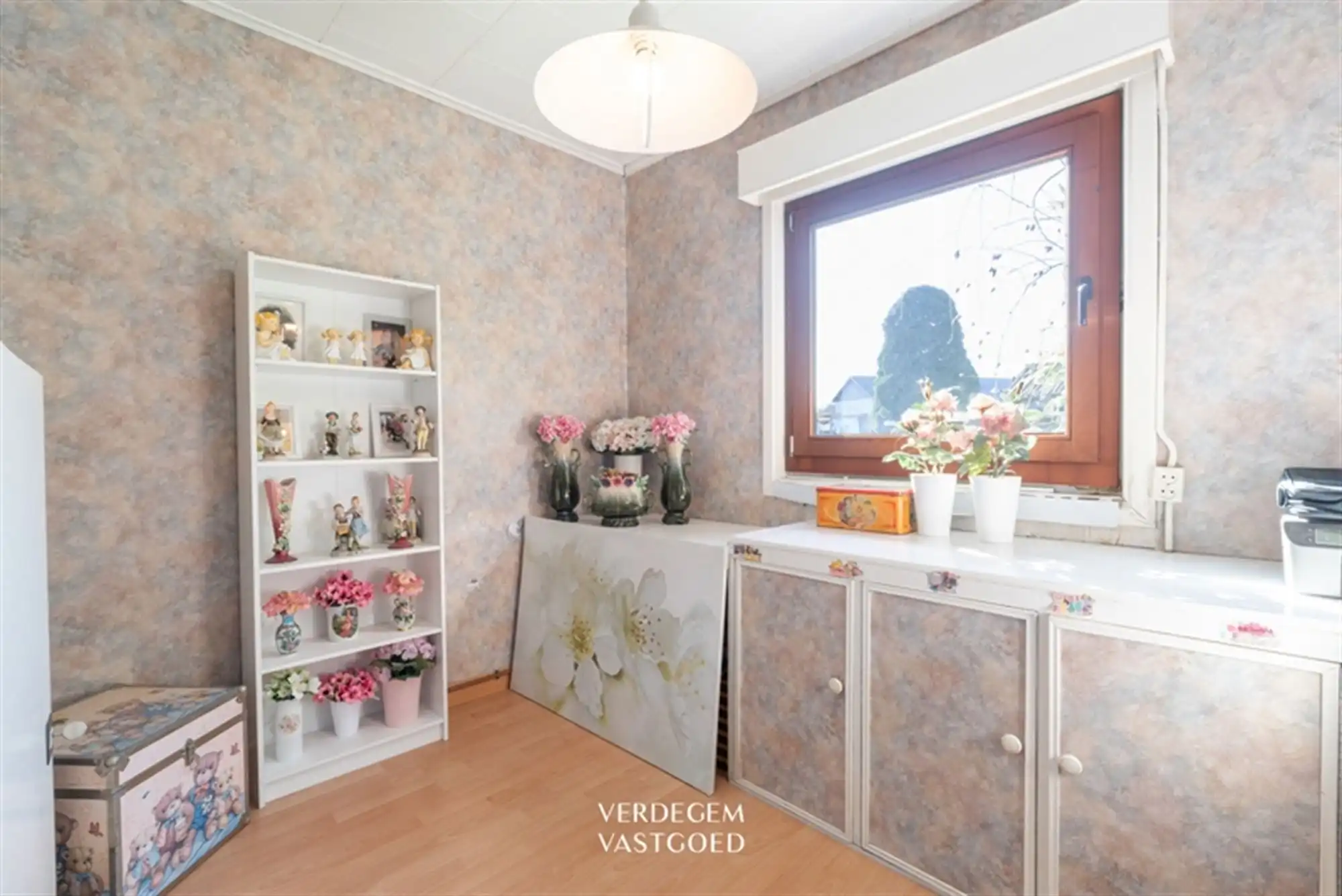 Bungalow met 3 slaapkamers, garage en zonnige tuin in kindvriendelijke woonwijk foto 13