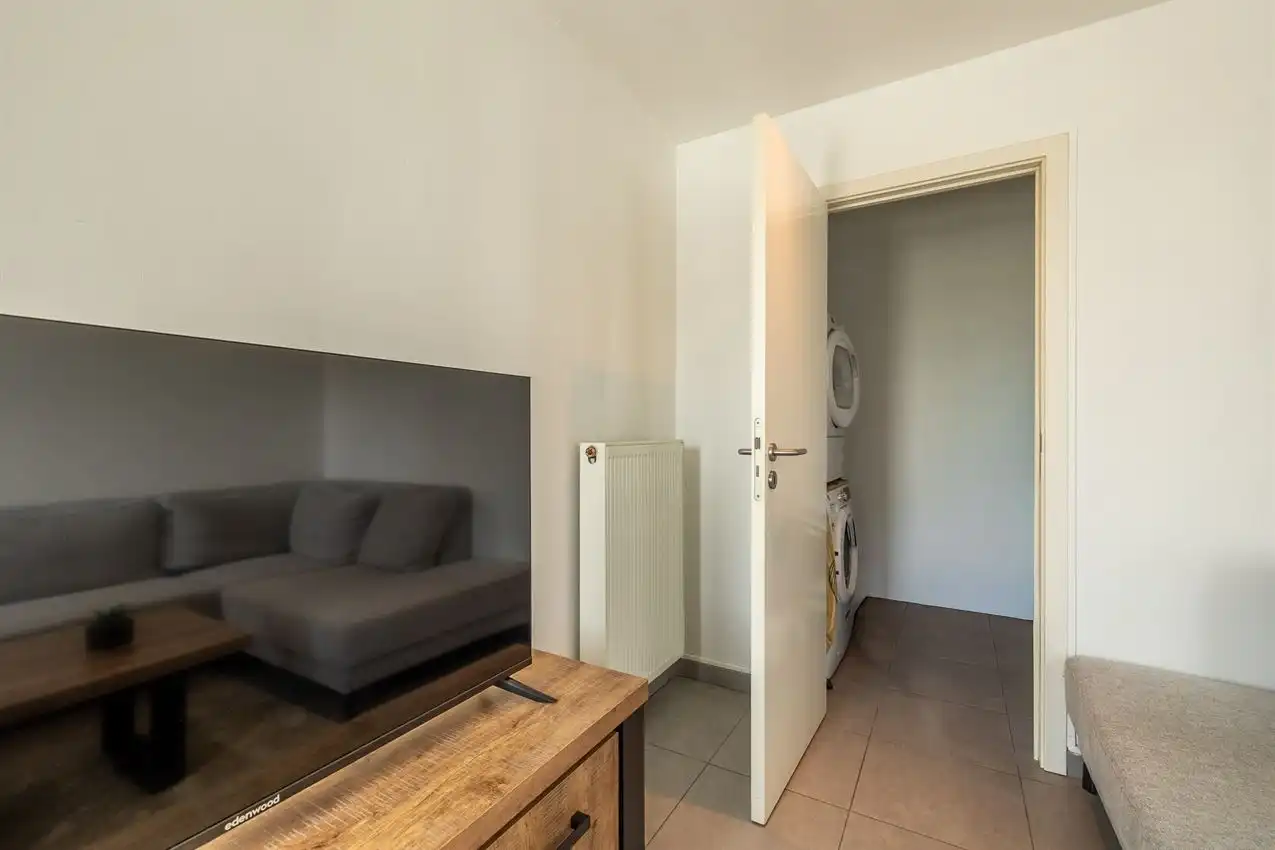 Gezellige duplex met twee slaapkamers nabij station foto 12