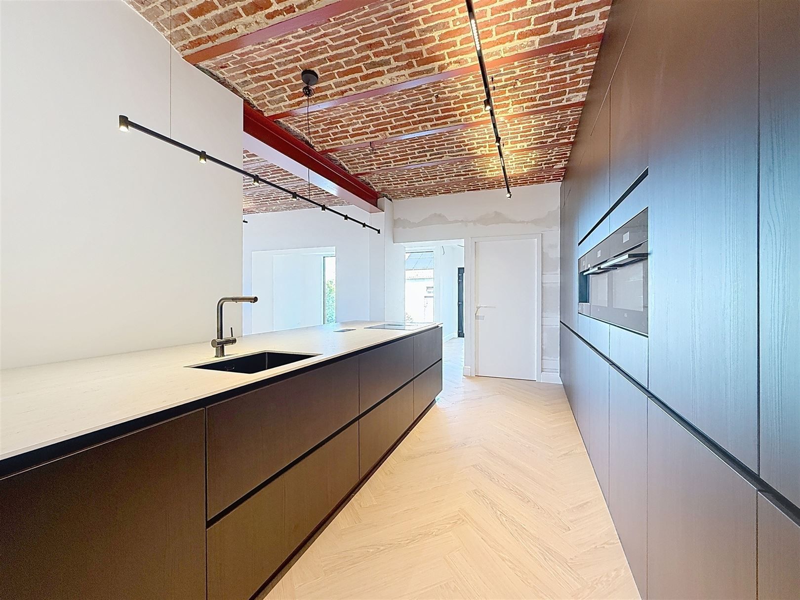Energiezuinige, volledig gerenoveerde hoeve met bijgebouwen, 7a 83ca foto 49