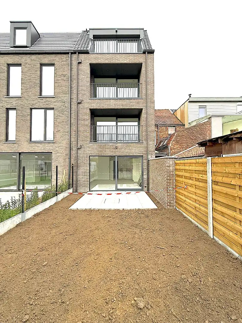 Tuinappartement met parking te Sint-Andries - 1 slpk foto 8