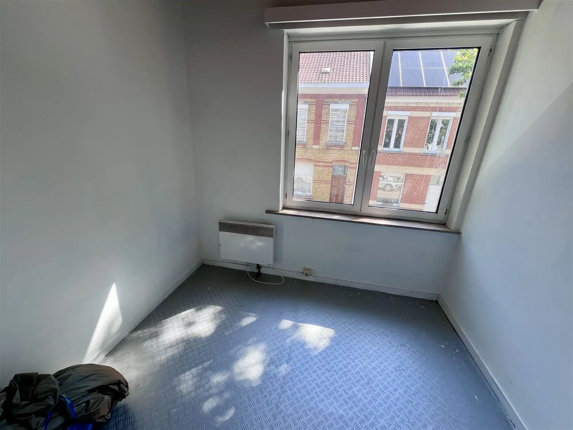 Huis met 3 slaapkamers en koer foto 21
