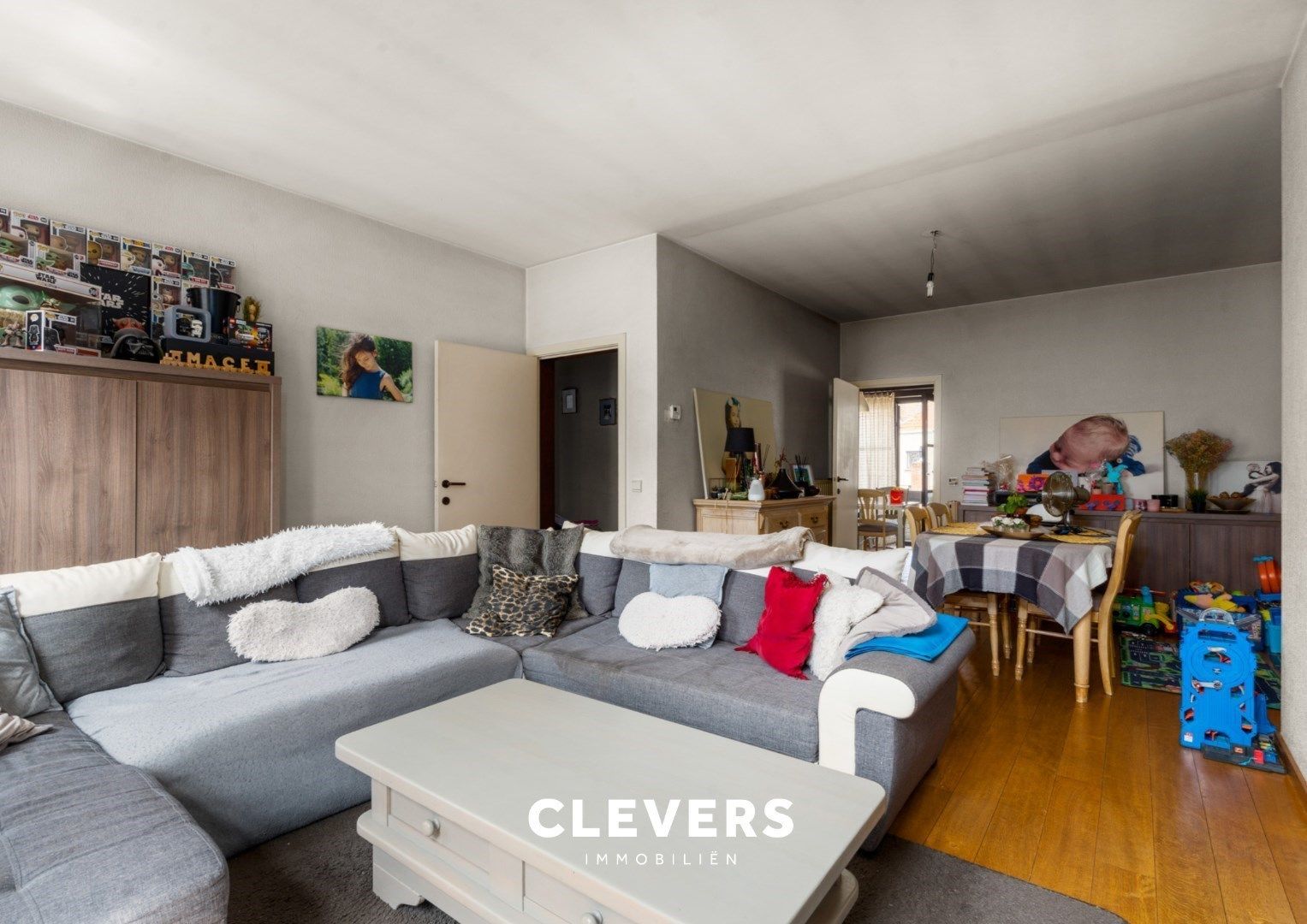 Zéér ruim en energiezuinig (B-label) appartement met 3 slaapkamers foto 3