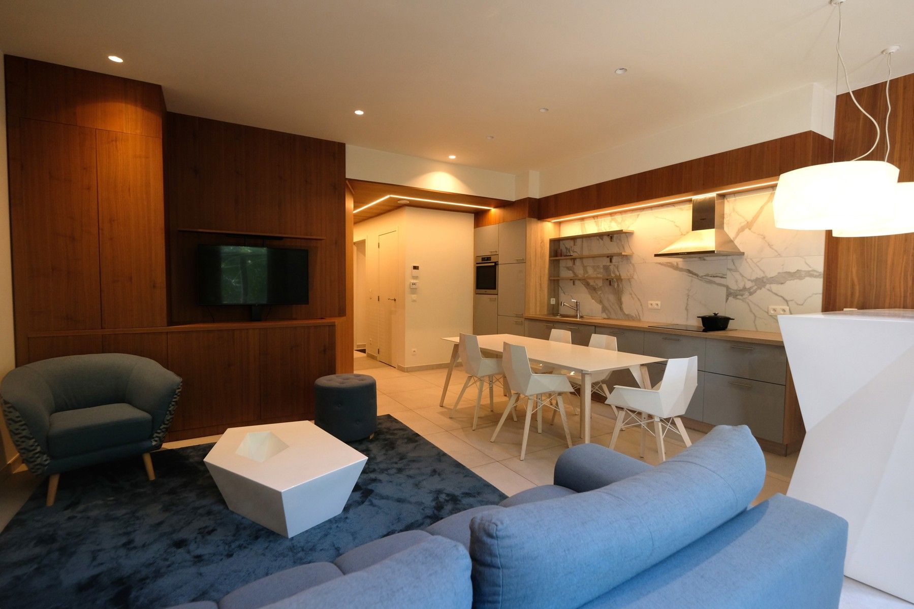 Leuk appartement op goede locatie foto 2