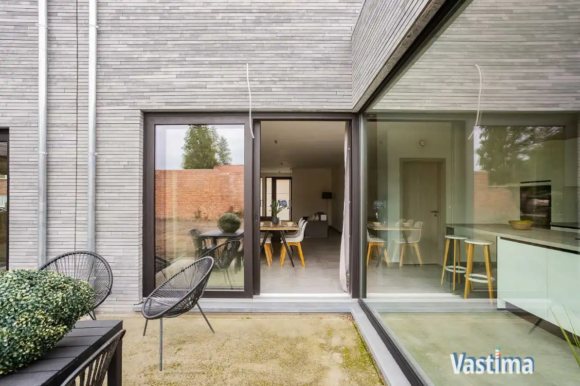 Nieuwbouw gesloten woning met 3 slaapkamers, garage en tuin foto 50