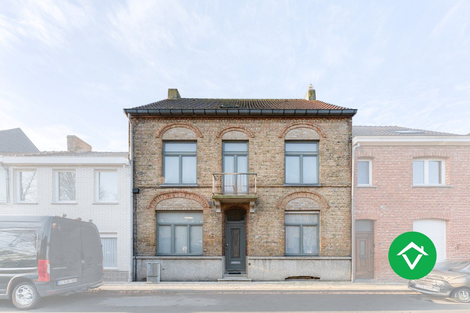 Ruim herenhuis met 4 slaapkamers en aparte garagebox in centrum Gistel foto 36