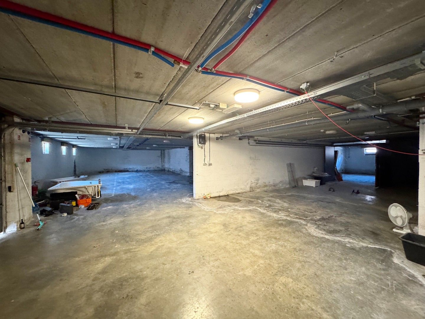 Unieke en ruime villa met 9 slaapkamers, lift, zonnepanelen en 10 parkeerplaatsen op riant perceel van 2.313 m² foto 46