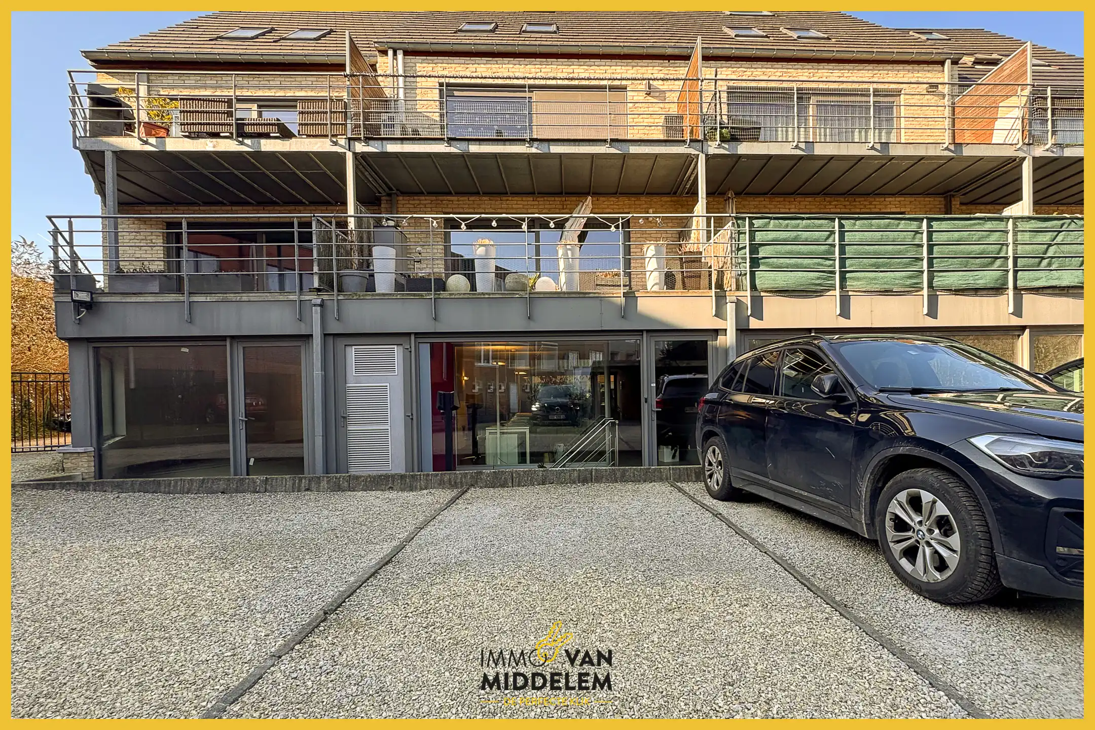 ENERGIEZUINIGE HANDELSRUIMTE MET 2 PARKINGS TE ZELLIK foto 11