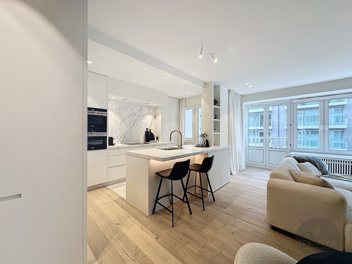 PRACHTIG gerenoveerd 3 slpk appartement foto 6