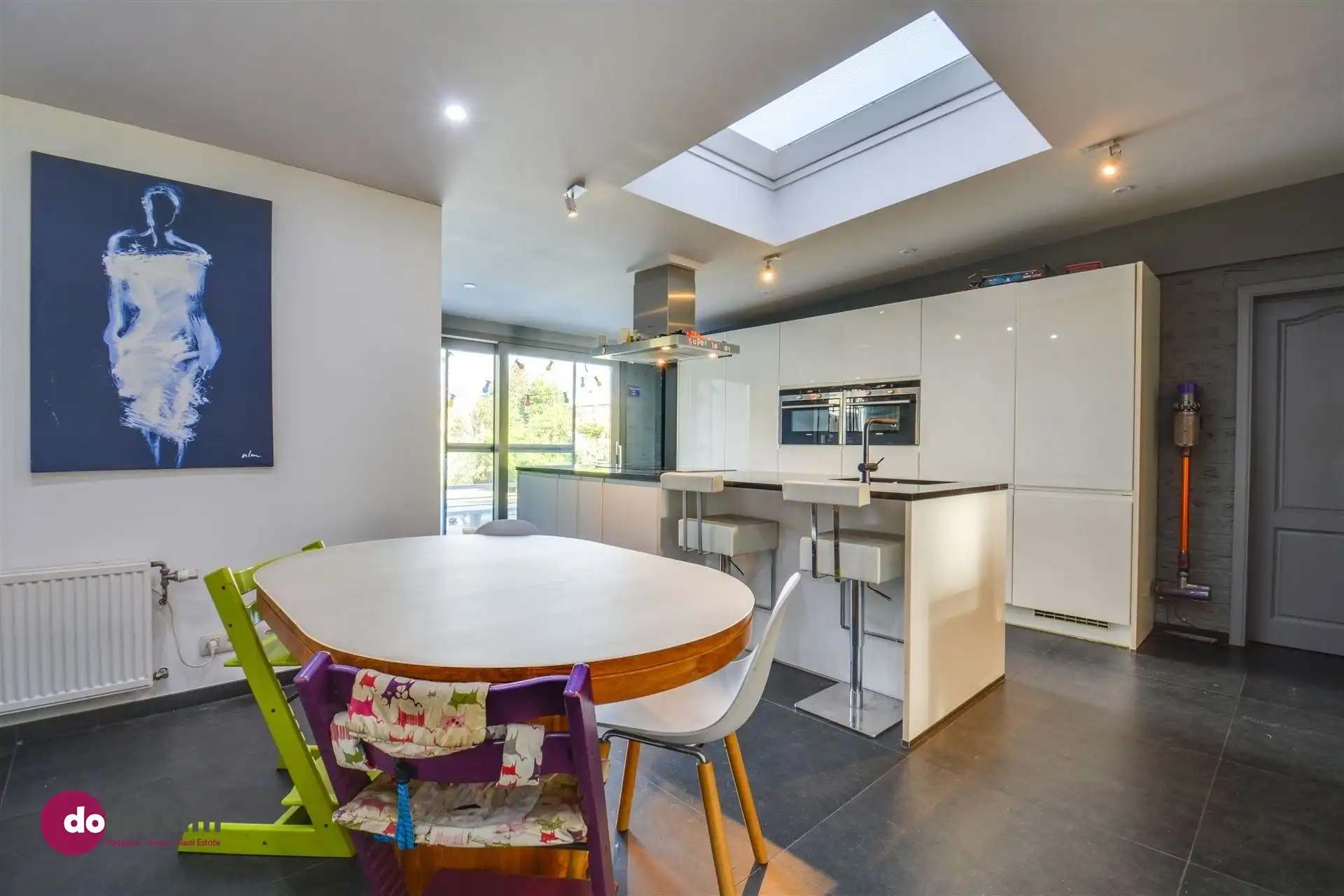 Stijlvol en verrassend ruime woning op wandelafstand van het centrum van Boortmeerbeek foto 8