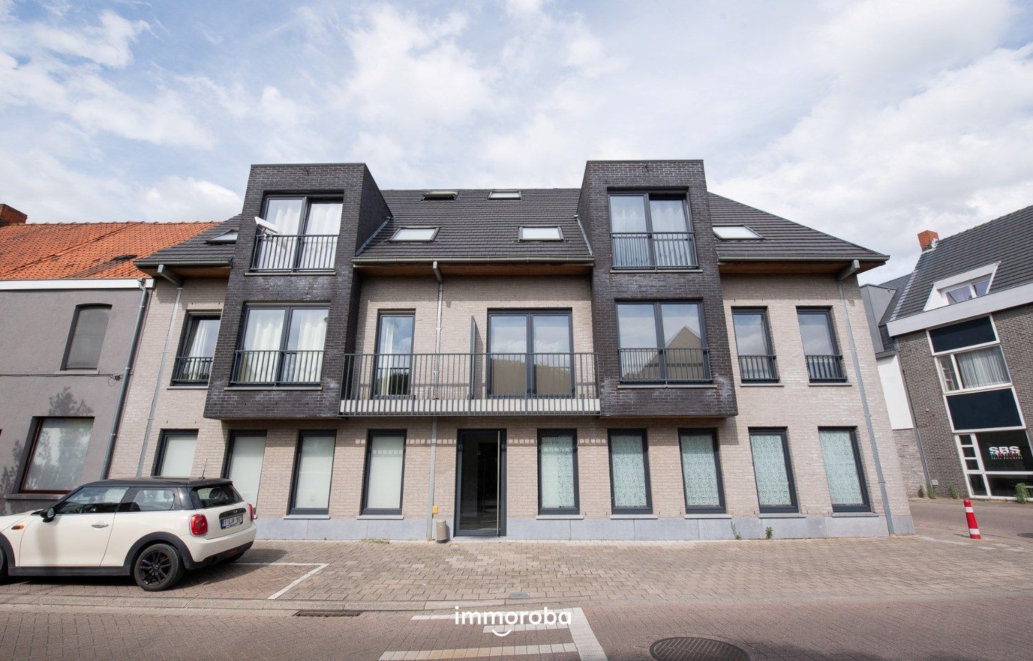 ()=>{if(producerUpdateValueVersion(node),producerAccessed(node),node.value===ERRORED)throw node.error;return node.value} Vennestraat 12 - B/0201 - 8790 Waregem