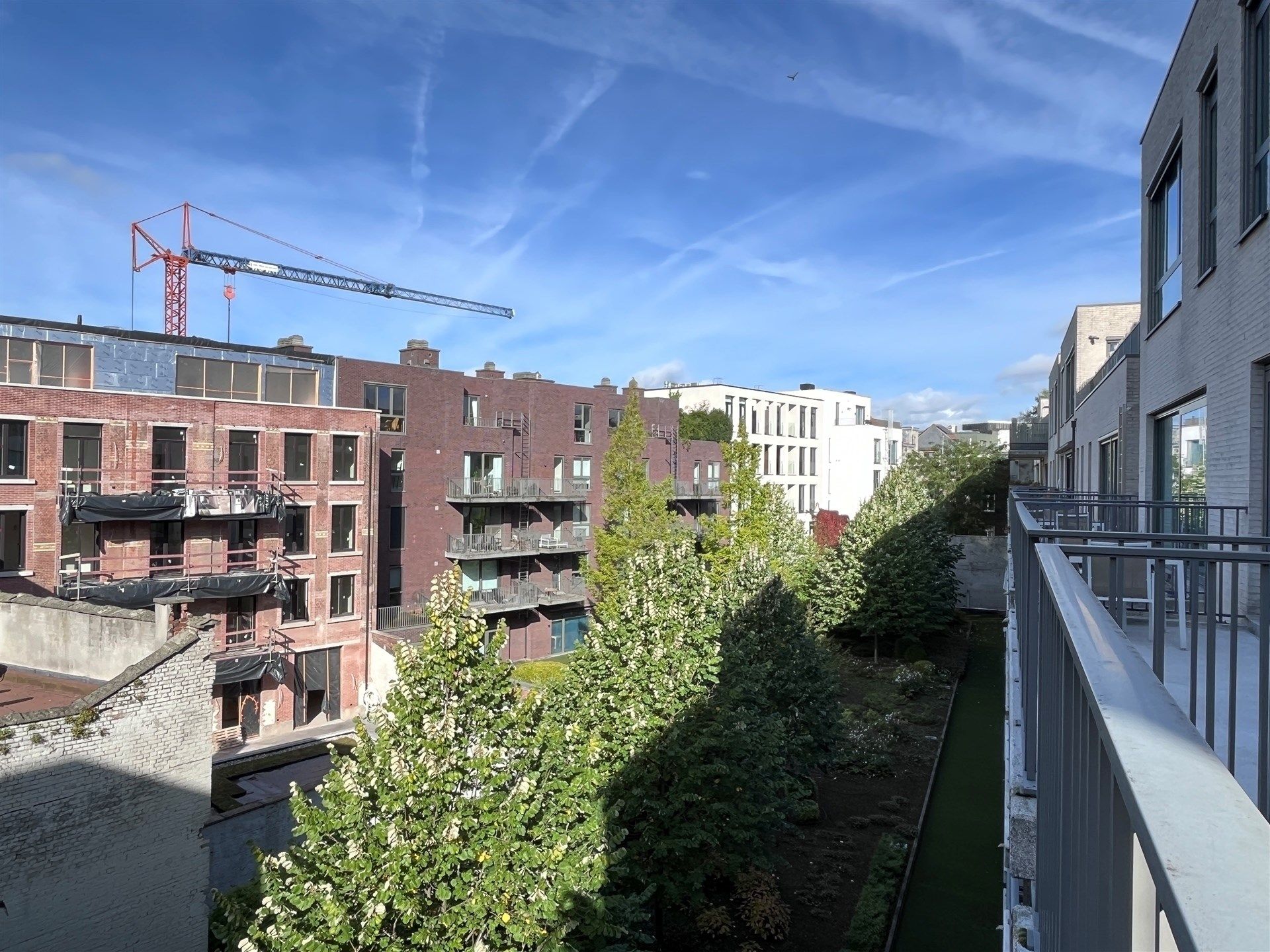 Instapklaar 3 slaapkamer appartement met 2 terrassen foto 15