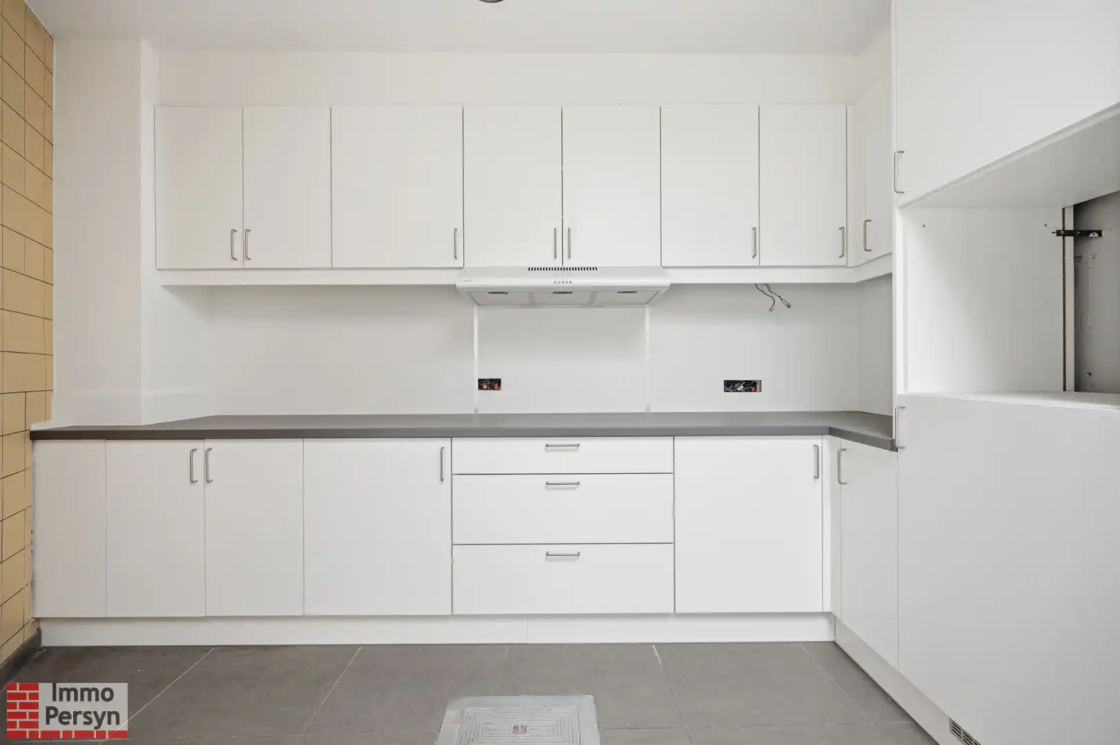 Rrijwoning met 4 slaapkamers. foto 9