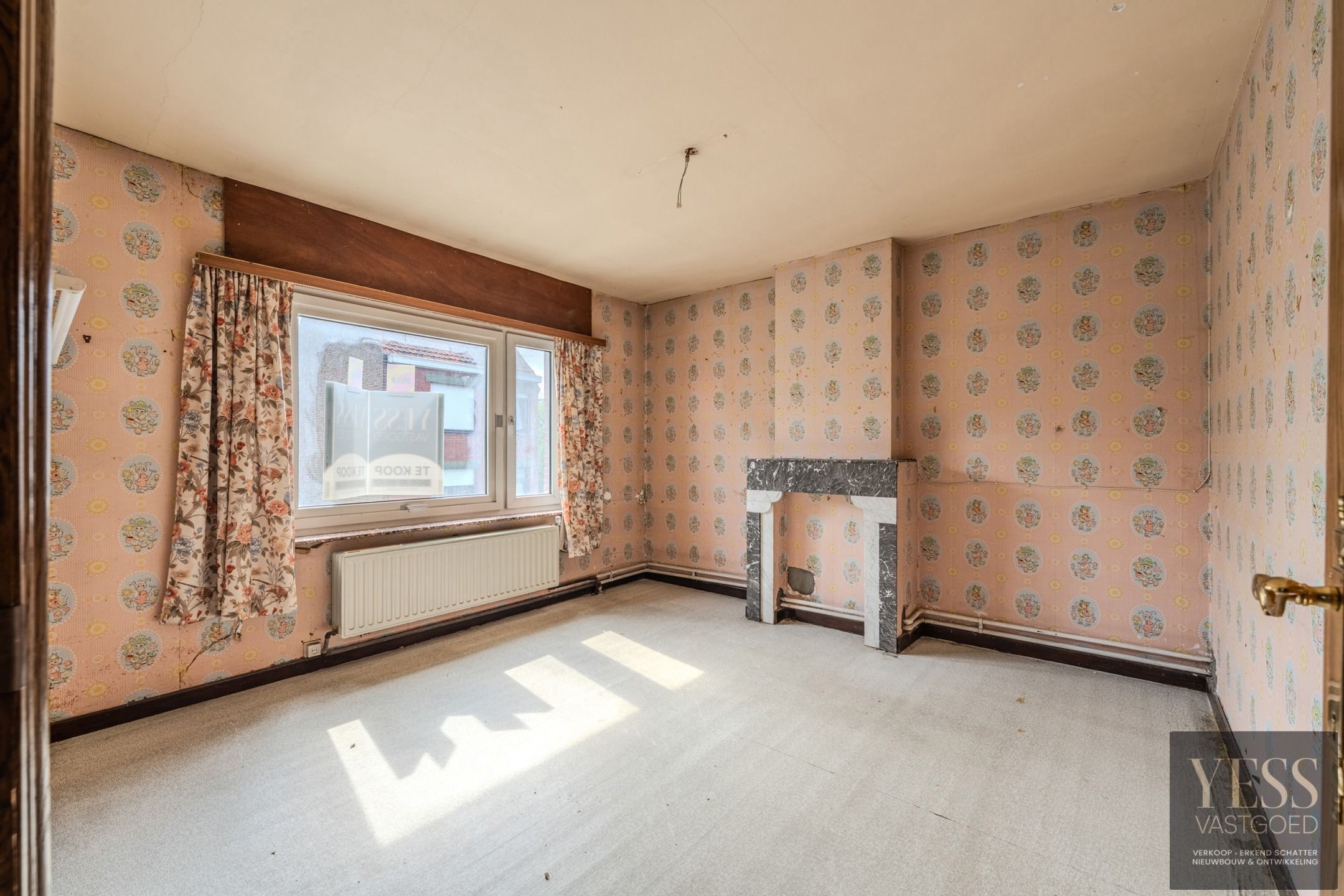 Te renoveren woning met potentieel aan de vaart! foto 10