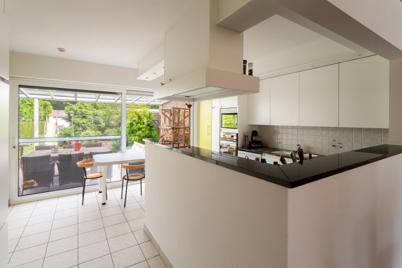 Lumineuze HOB met een zee  van ruimte, mogelijkheid wonen en werken te combineren! foto 12