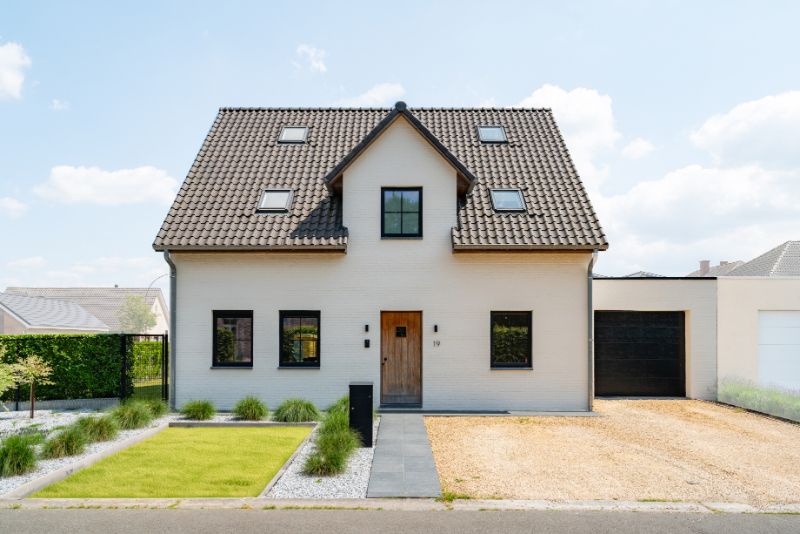 ()=>{if(producerUpdateValueVersion(node),producerAccessed(node),node.value===ERRORED)throw node.error;return node.value} Zandbergstraat 19 - 9290 Berlare