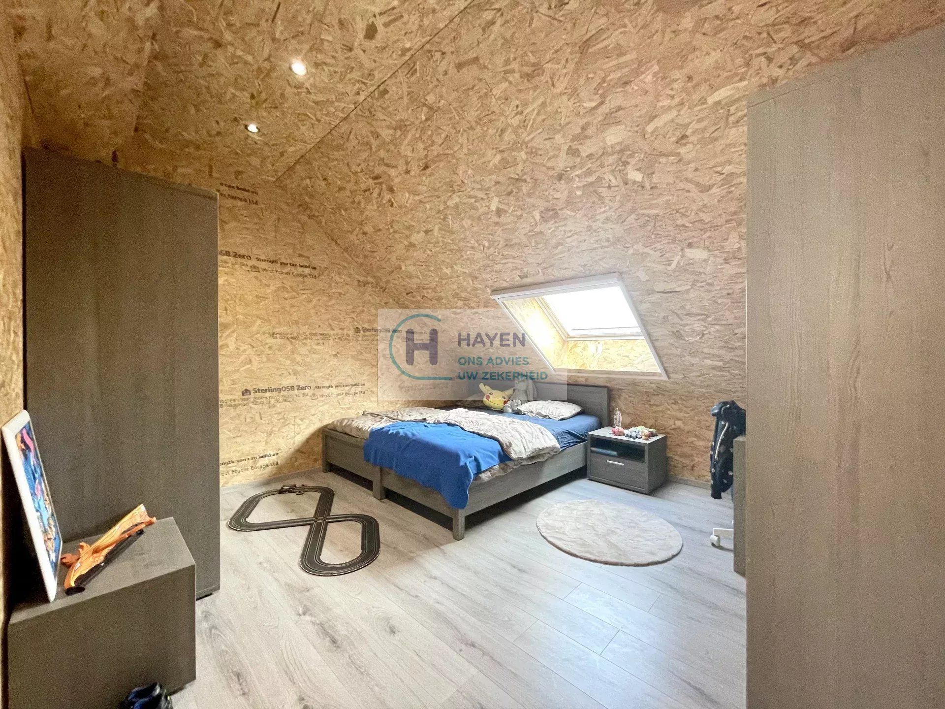 Zeer ruime woning in afwerkingsfase met veel potentieel op een groot perceel van 2.140m² foto 9