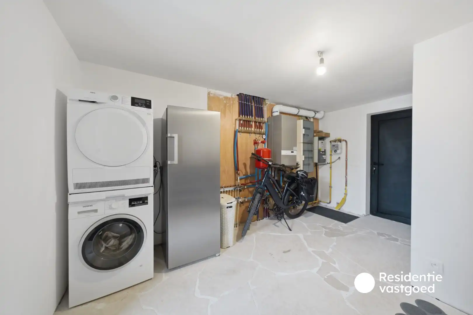Stijlvolle en energiezuinige halfopen bebouwing met zonnige tuin foto 17