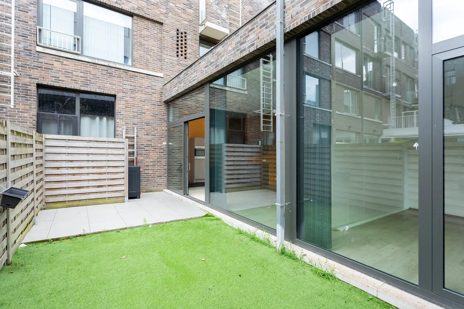 Elegant appartement met tuin in de Cadix-wijk foto 3
