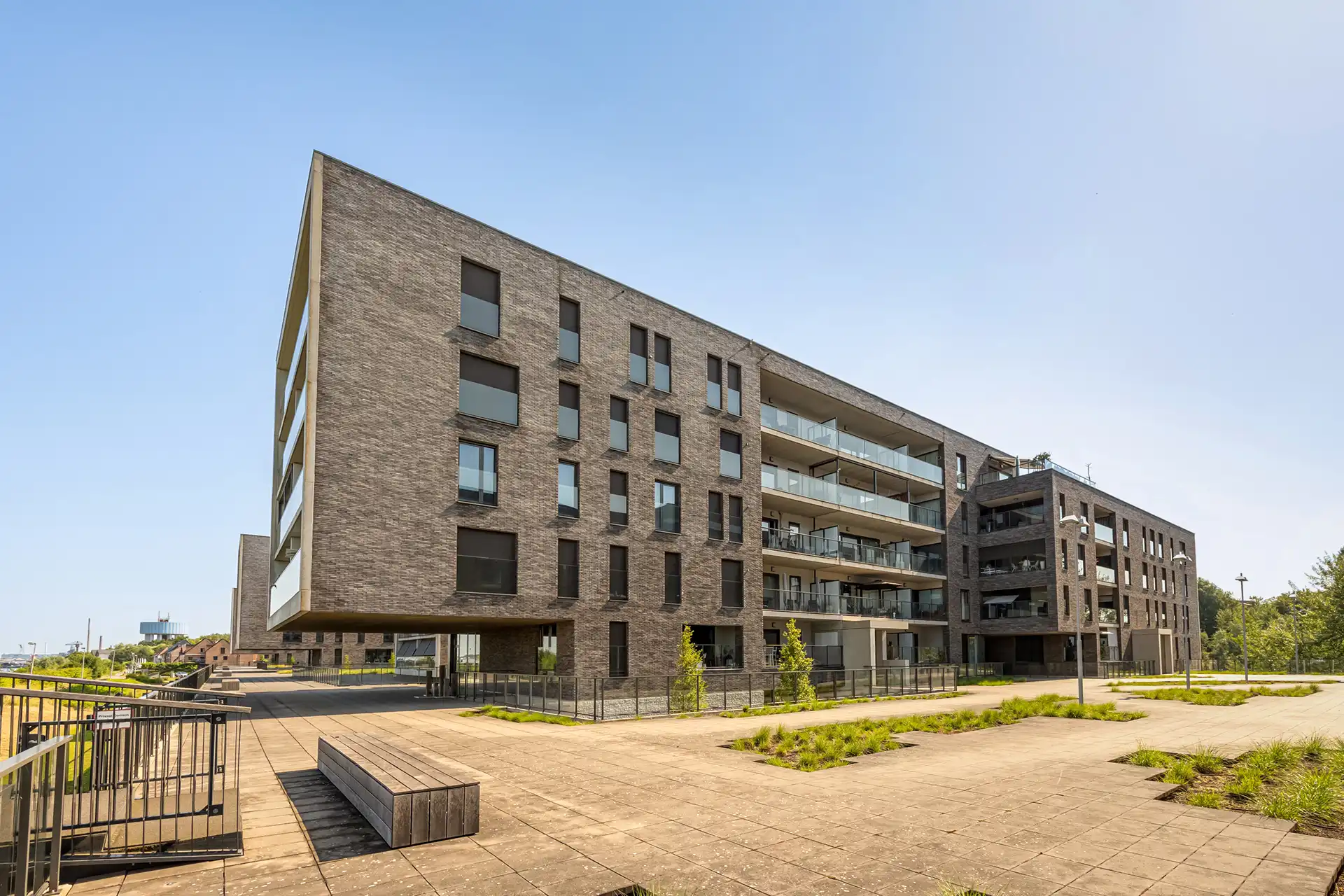 Instapklaar 1-slaapkamerappartement vlak aan de Schelde. foto {{pictureIndex}}