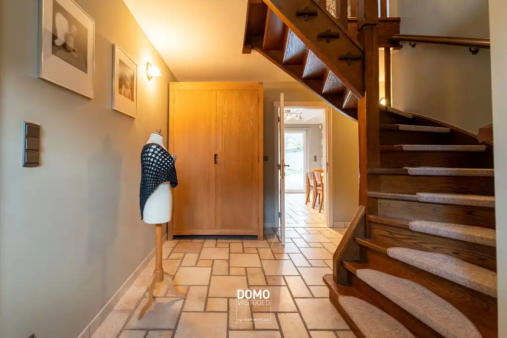 WARME GEZINSWONING VAN 262 M² MET PRACHTIGE TUIN IN HARTJE KORTESSEM  foto 12