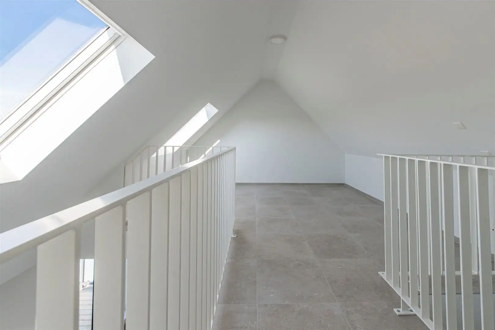 Uniek duplex-appartement in een nieuw appartementsgebouw te Sint-Gillis-Waas foto 8